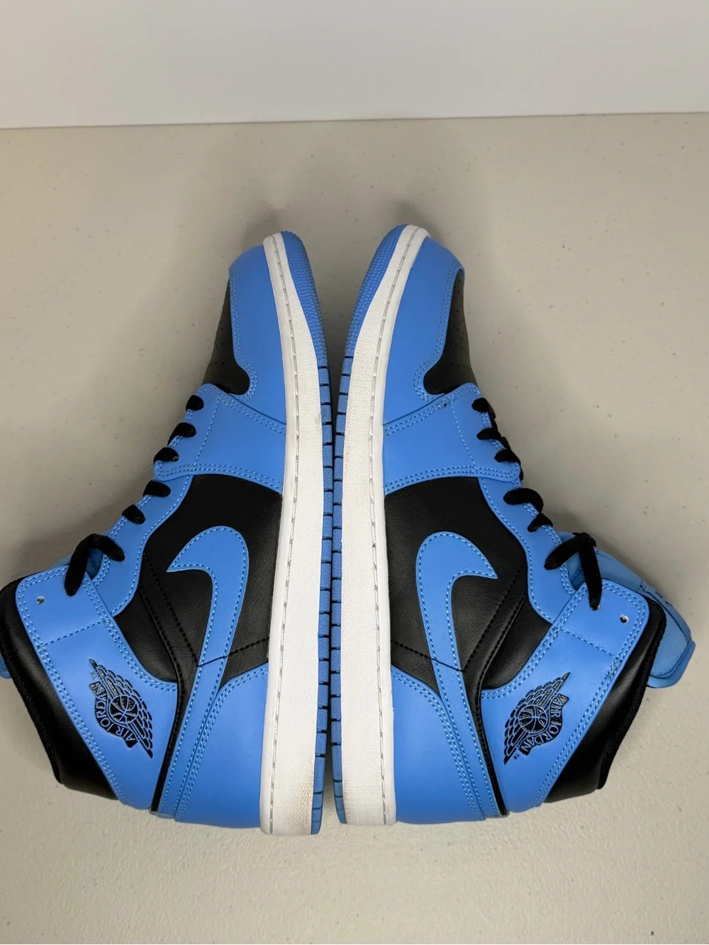 Air Jordan 1 Mid University Blue Black Men Size 11